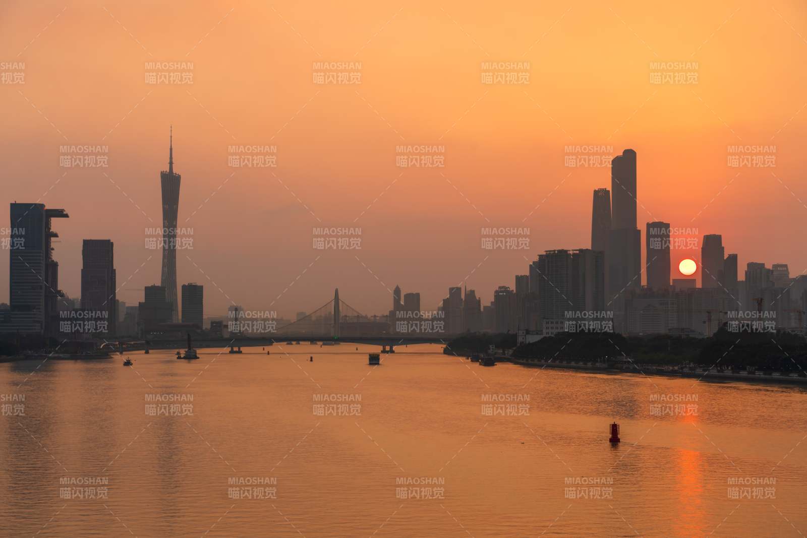 珠江日落 城市剪影图片