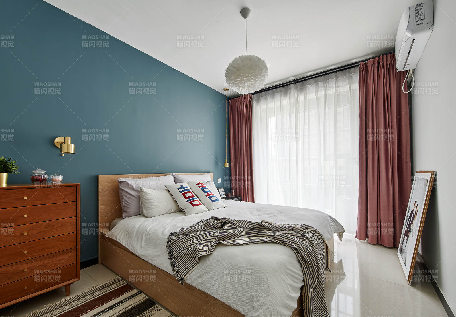 现代简约卧室设计图片