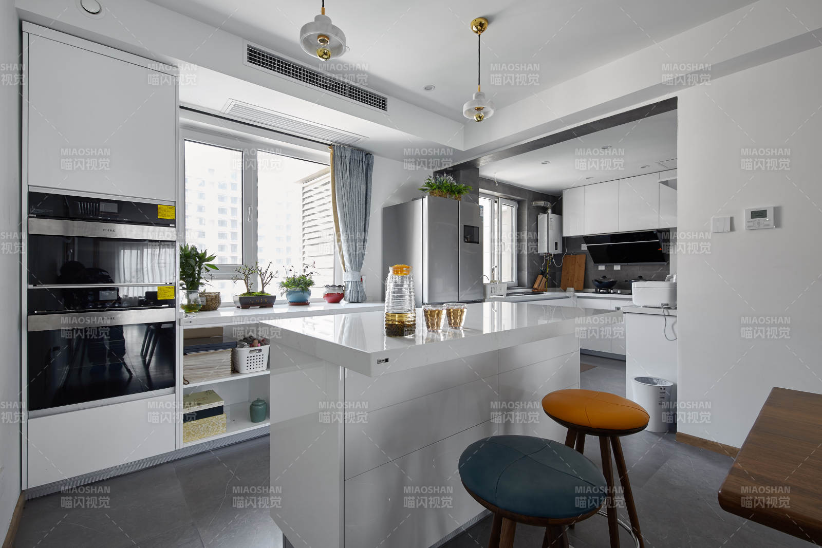 现代简约厨房设计图片