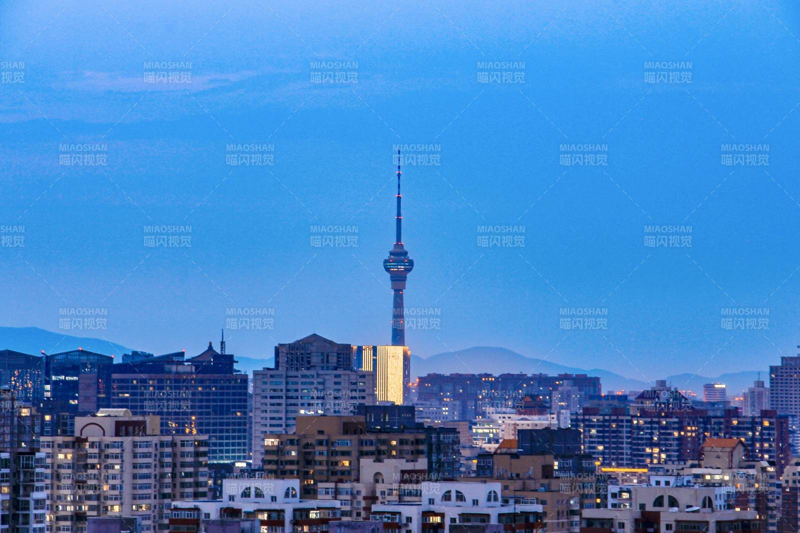中央电视塔夜景图片