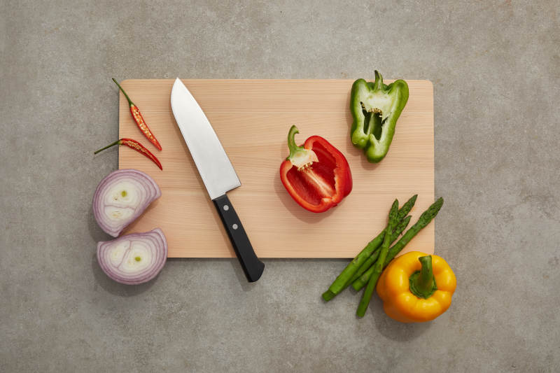 厨房切菜场景展示图图片