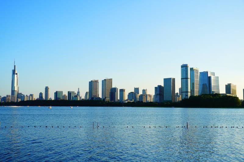 南京玄武湖天际线图片