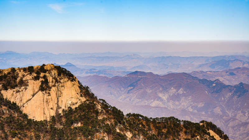 泰山山峦叠嶂 云海无边图片