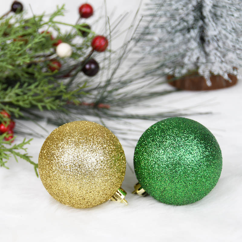 金色与绿色的节日装饰球图片