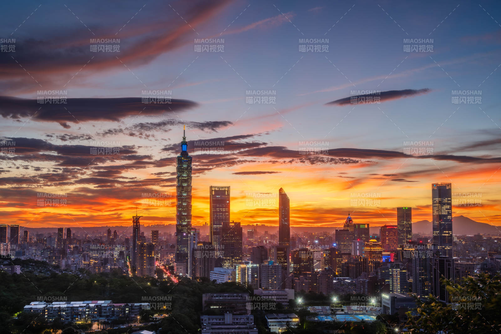 台北城市夜景图片