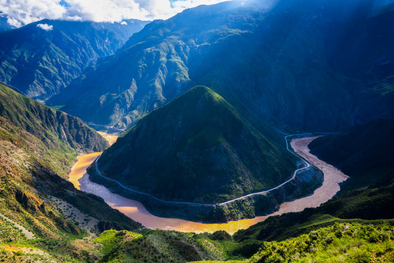 云南德钦金沙江第一湾图片