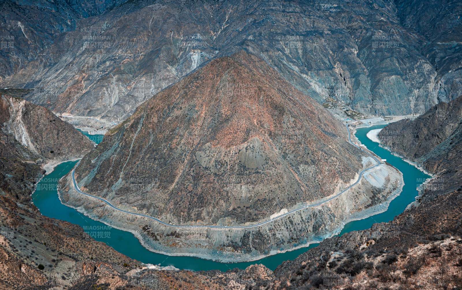金沙江大拐弯图片