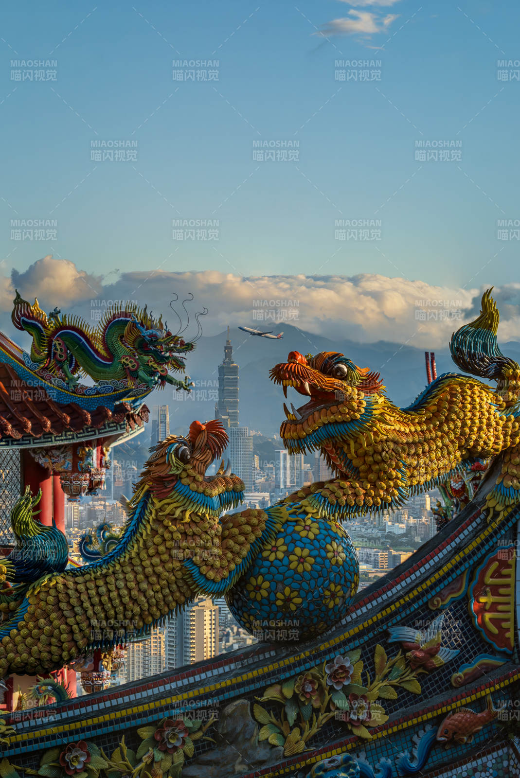 龙腾庙宇 都市远眺图片