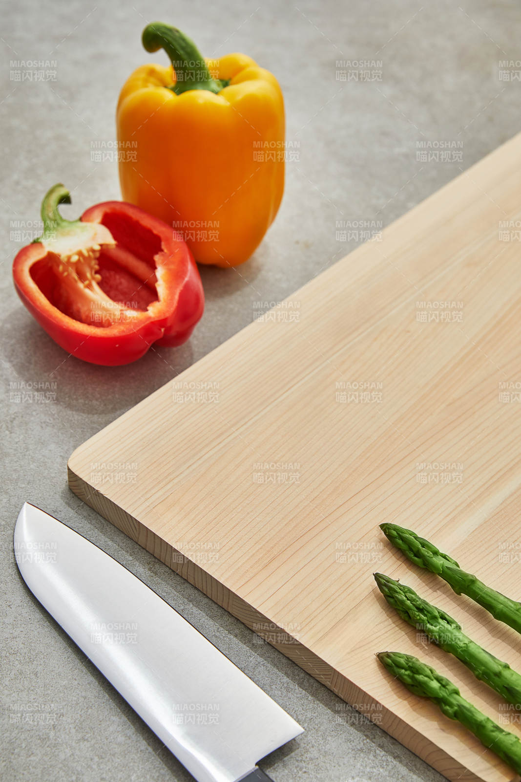 蔬菜切配准备中图片