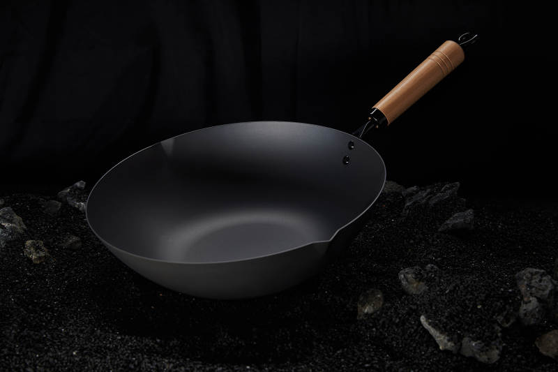 黑色铸铁锅 简约设计图片