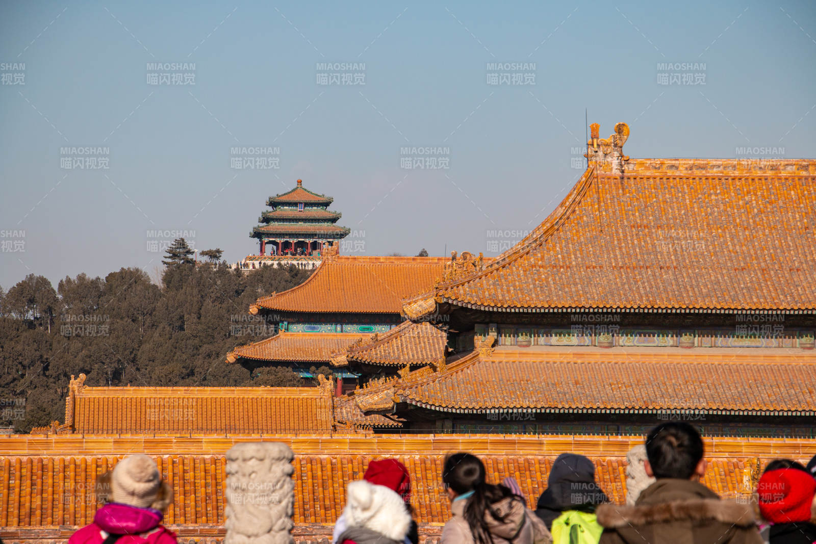 故宫冬日游人如织图片