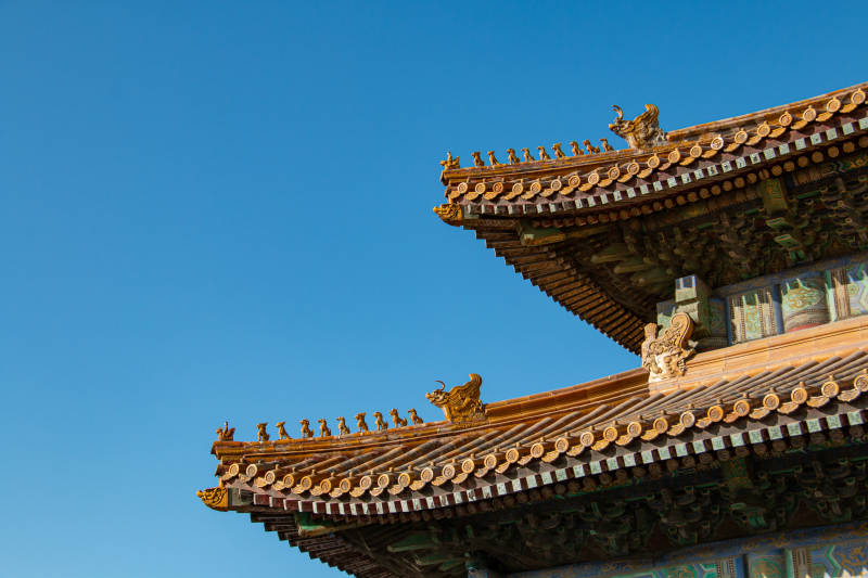 故宫飞檐 蓝天映衬图片