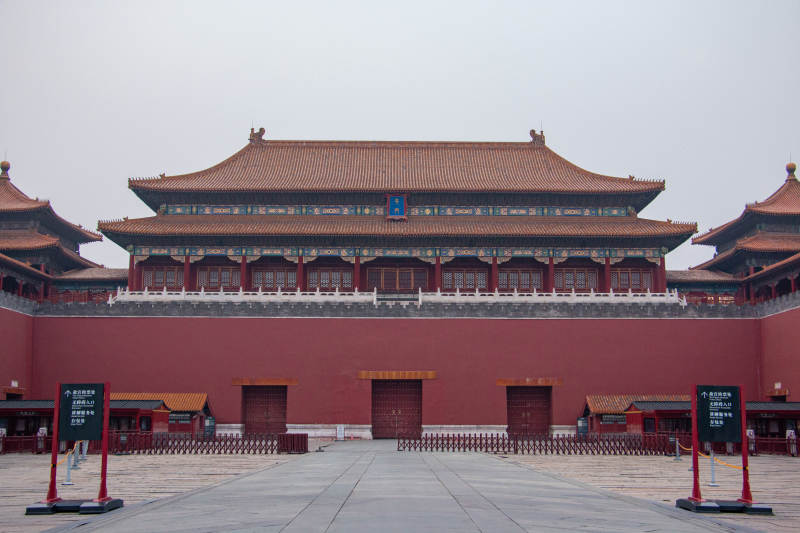 故宫红墙黄瓦建筑群图片