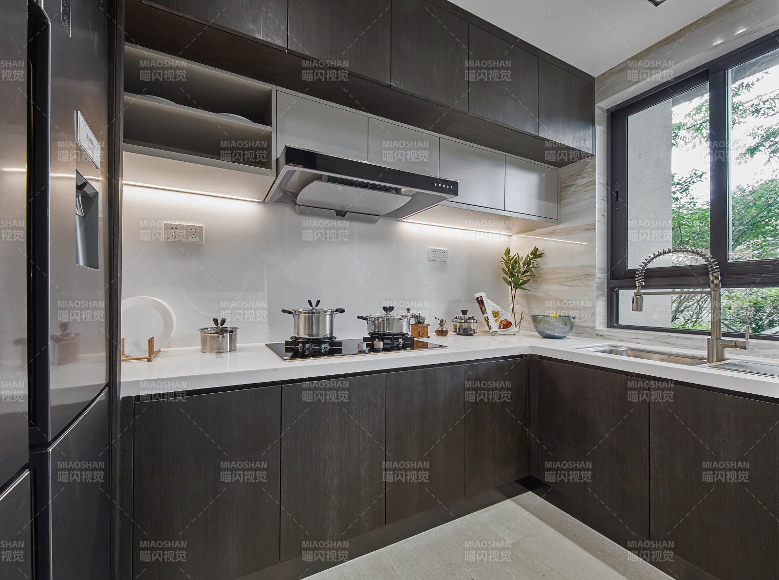 现代简约厨房设计图片