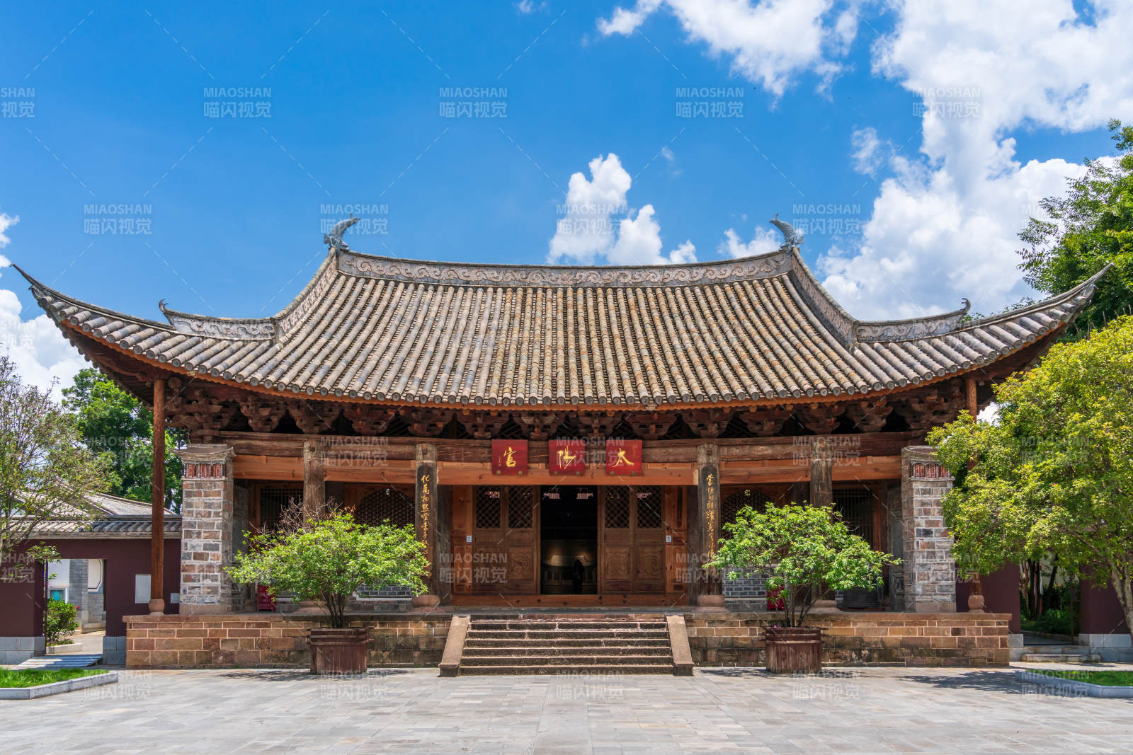 云南大理巍山古城太阳宫图片