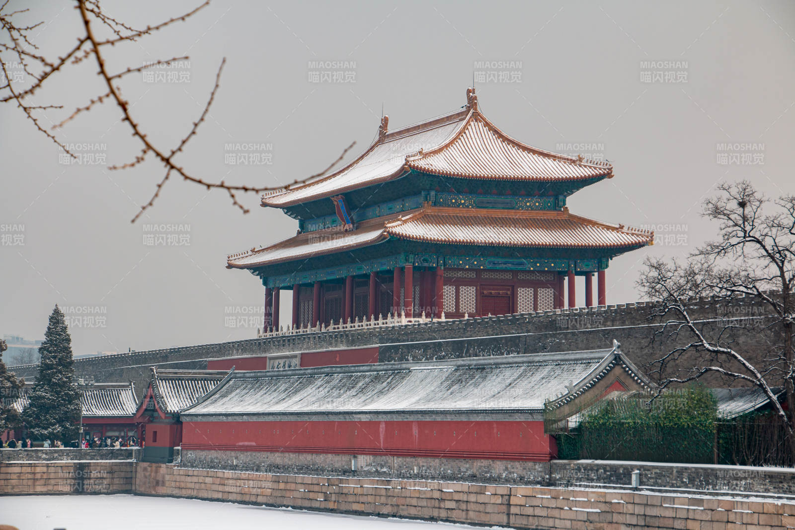 雪后故宫角楼美景图片