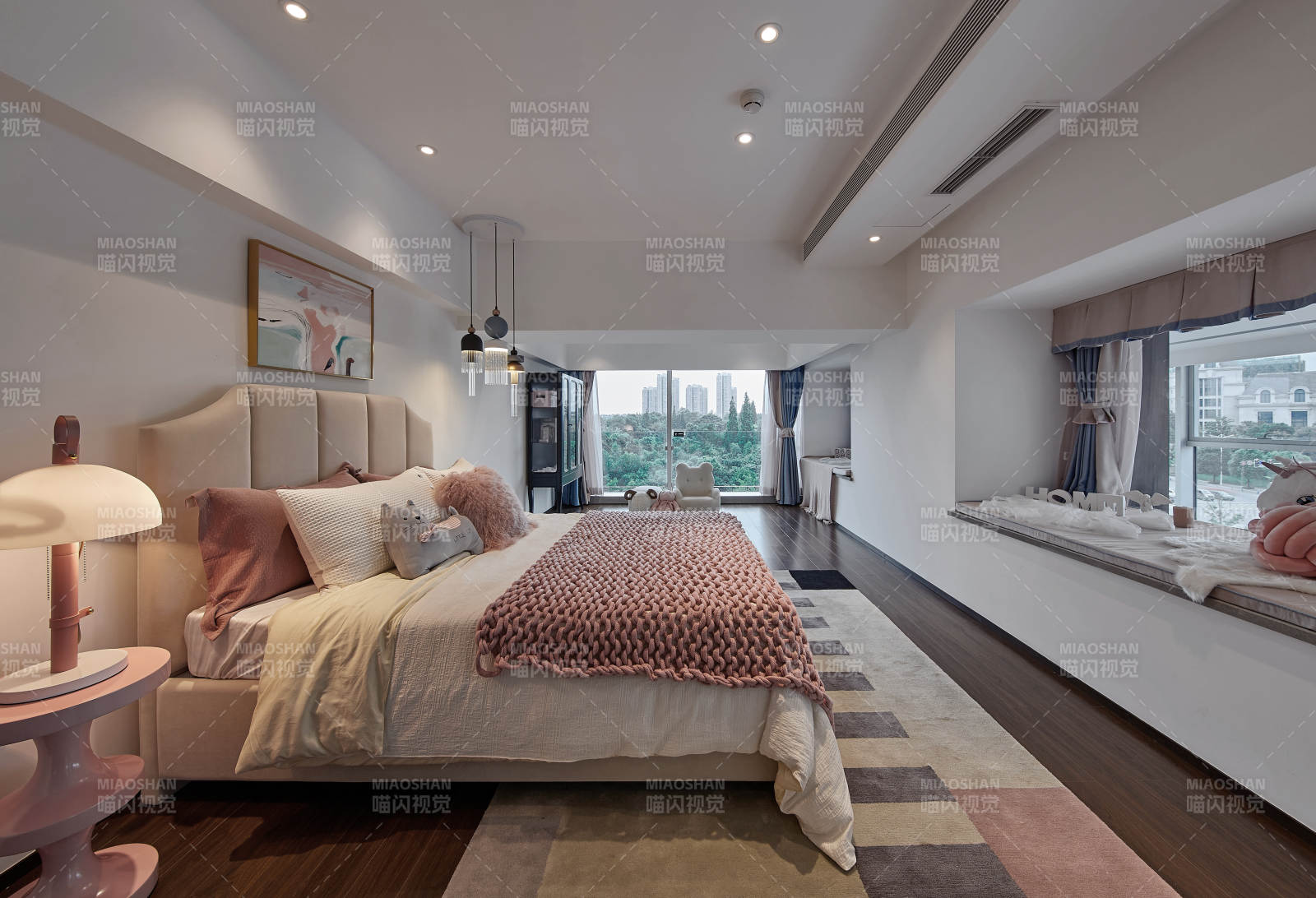 现代简约卧室设计图片