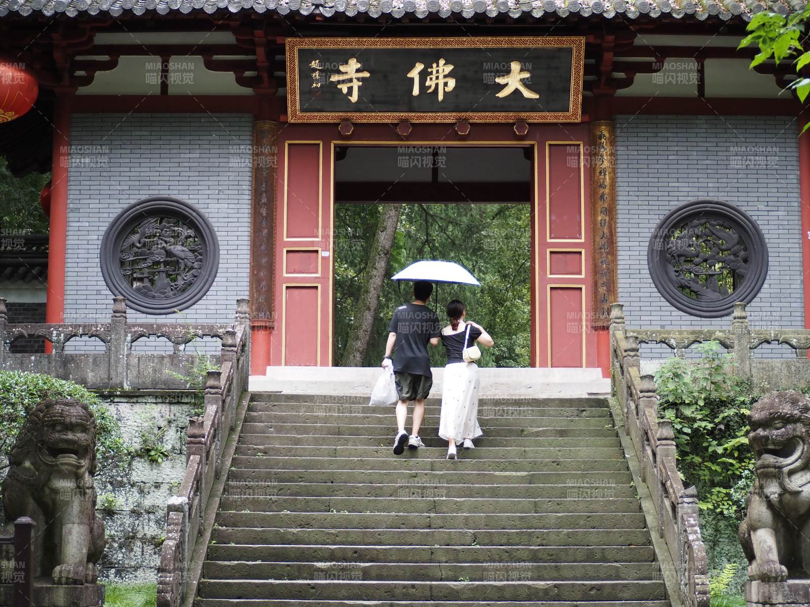 浙江新昌大佛寺图片