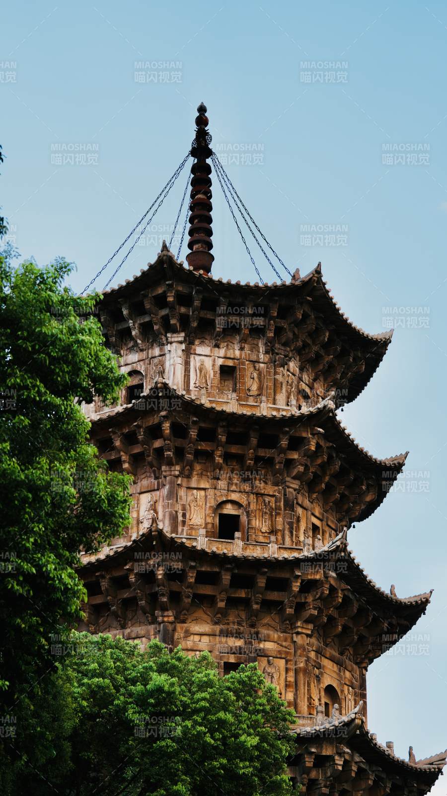 泉州开元寺古塔巍峨图片