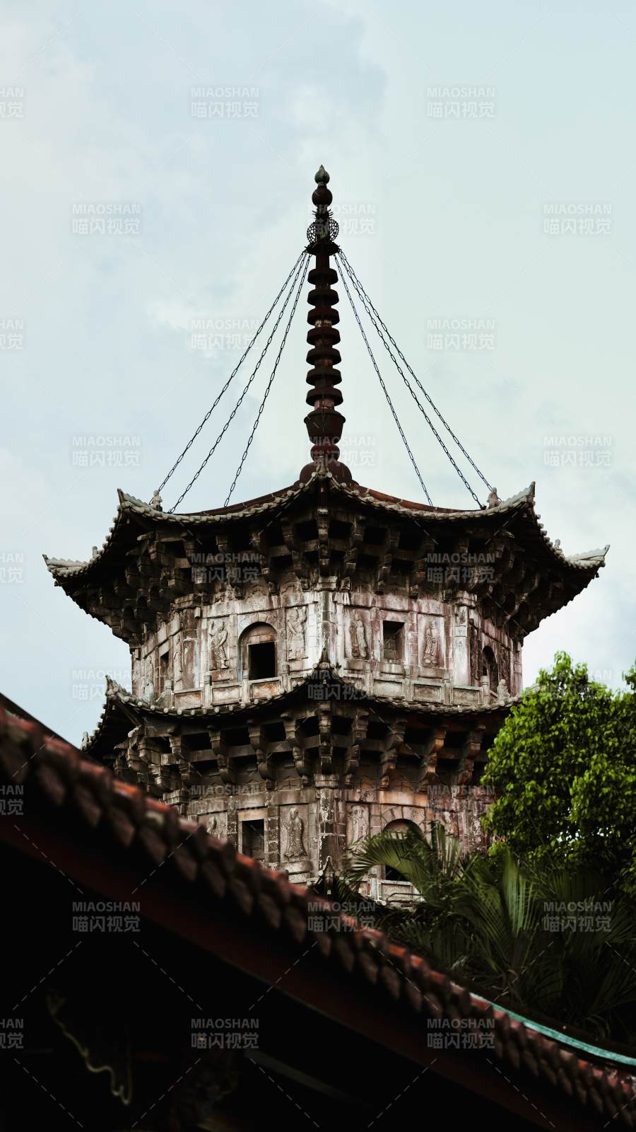 泉州开元寺古塔巍峨图片