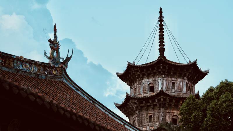 泉州开元寺古塔与飞檐图片