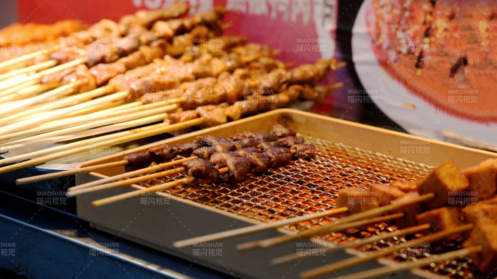 烧烤串香飘四溢图片