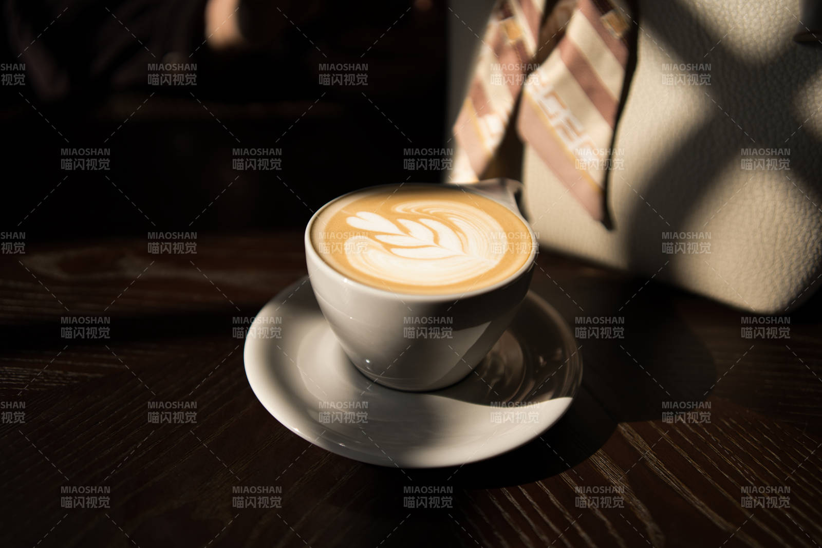 咖啡时光 温暖与艺术的邂逅图片