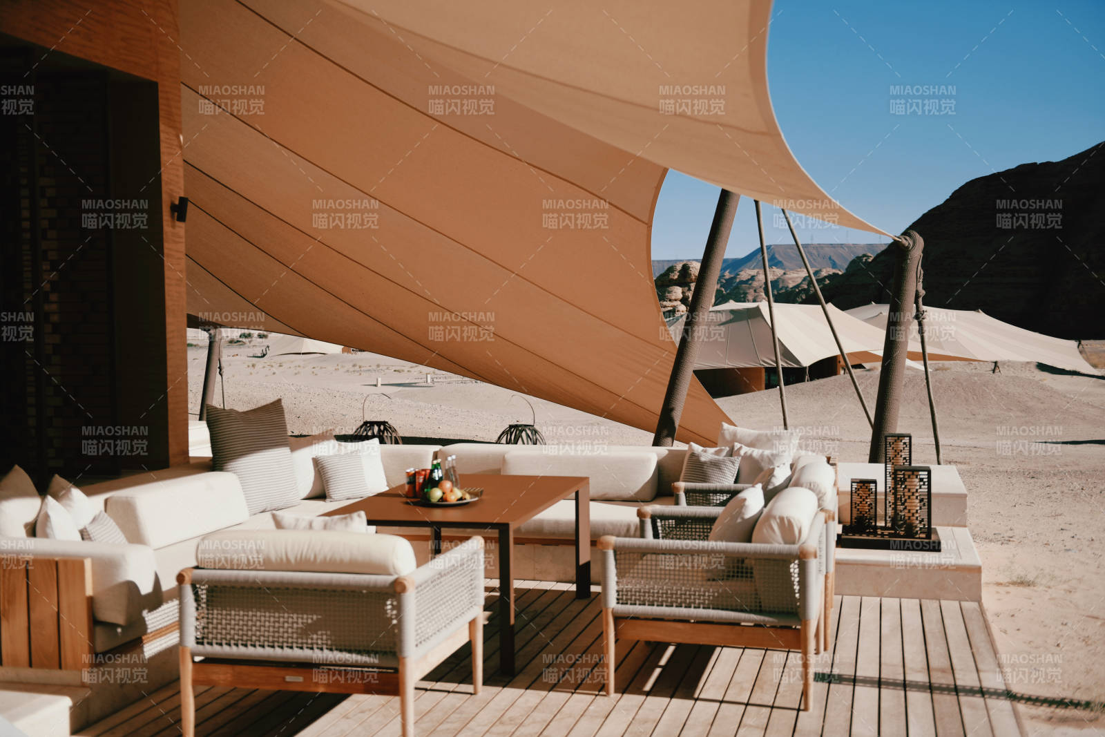 沙漠帐篷露台休闲区图片