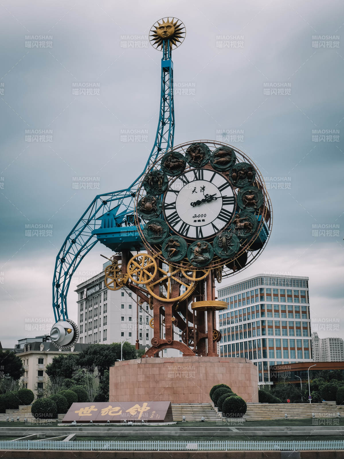 天津世纪钟图片