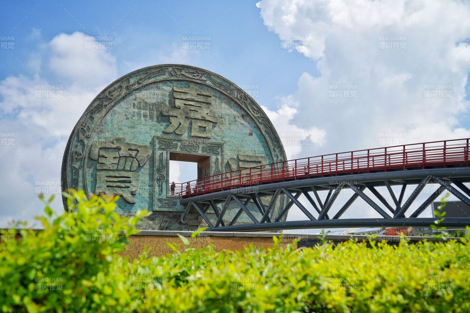 会泽公园铜钱广场图片