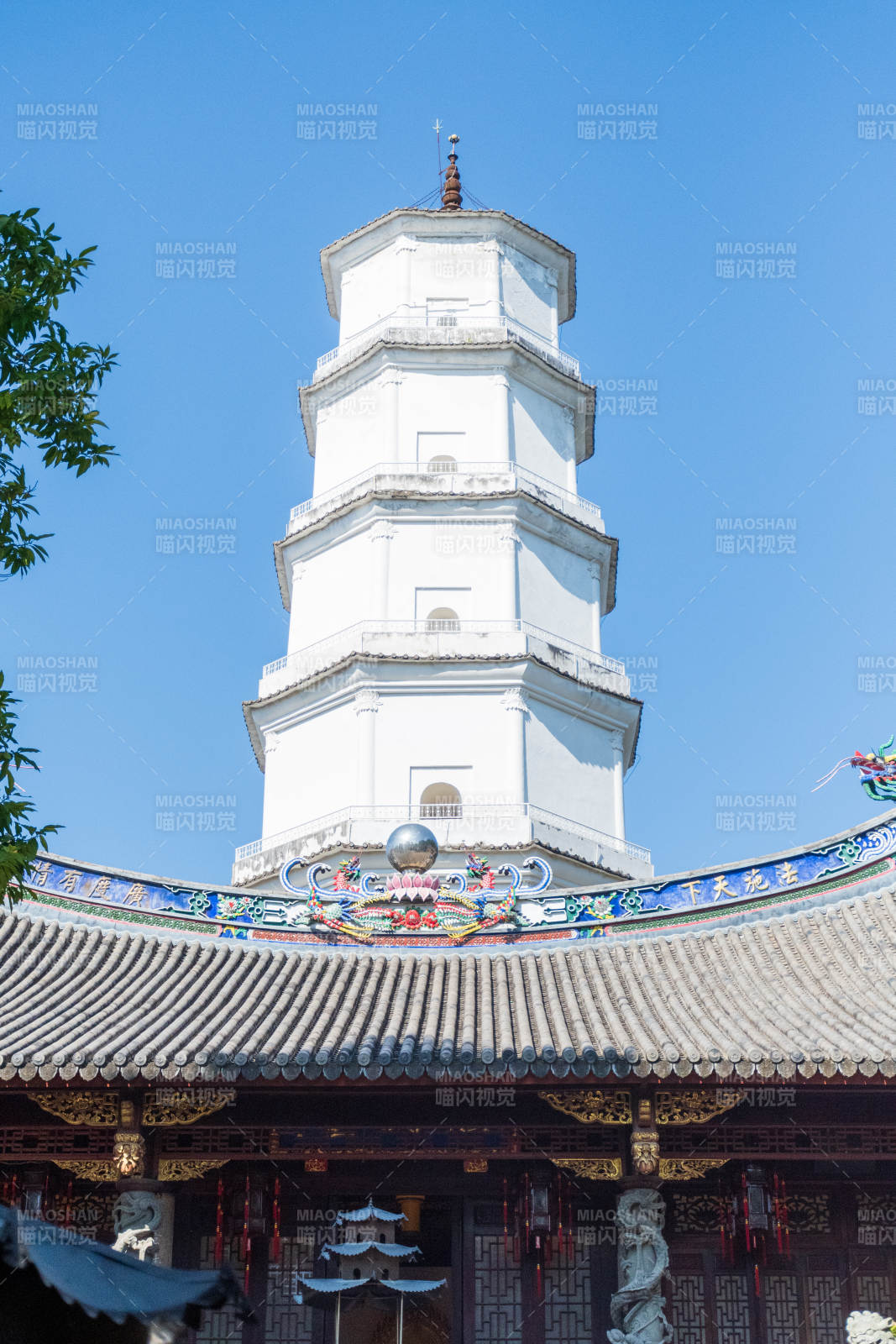 福州于山风景区定光塔图片