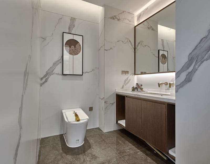 现代简约卫生间设计图片