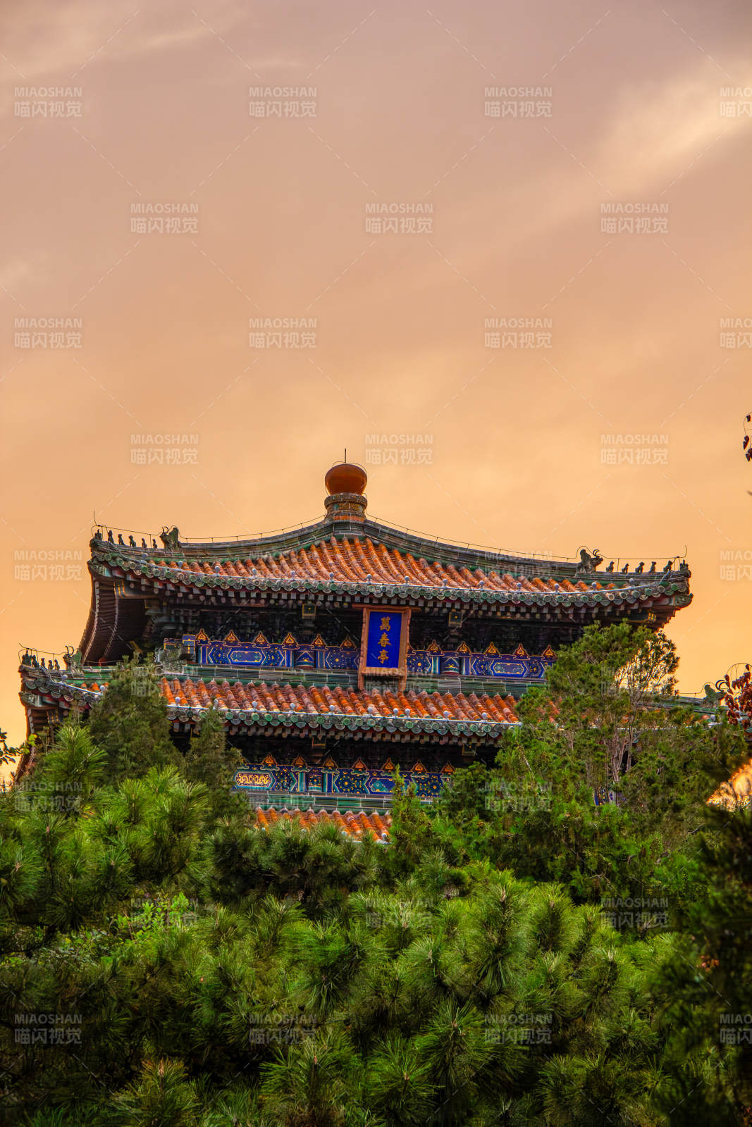 北京景山公园万春亭图片