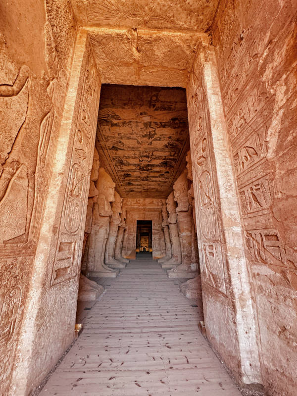 古埃及阿布辛贝神庙图片