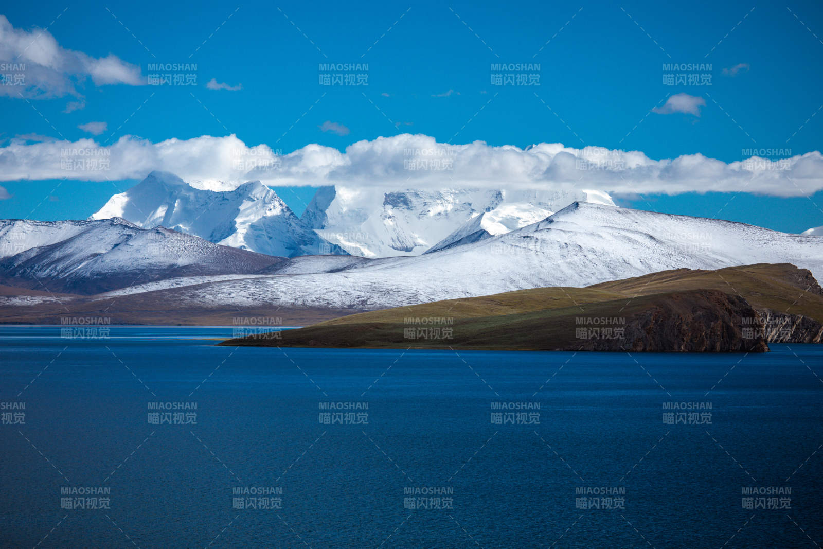 中国西藏纳木错湖图片