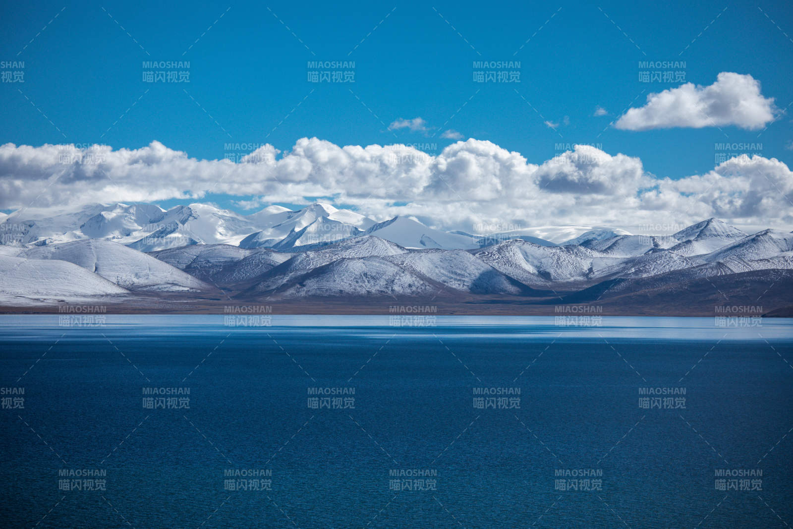 中国西藏纳木措湖图片