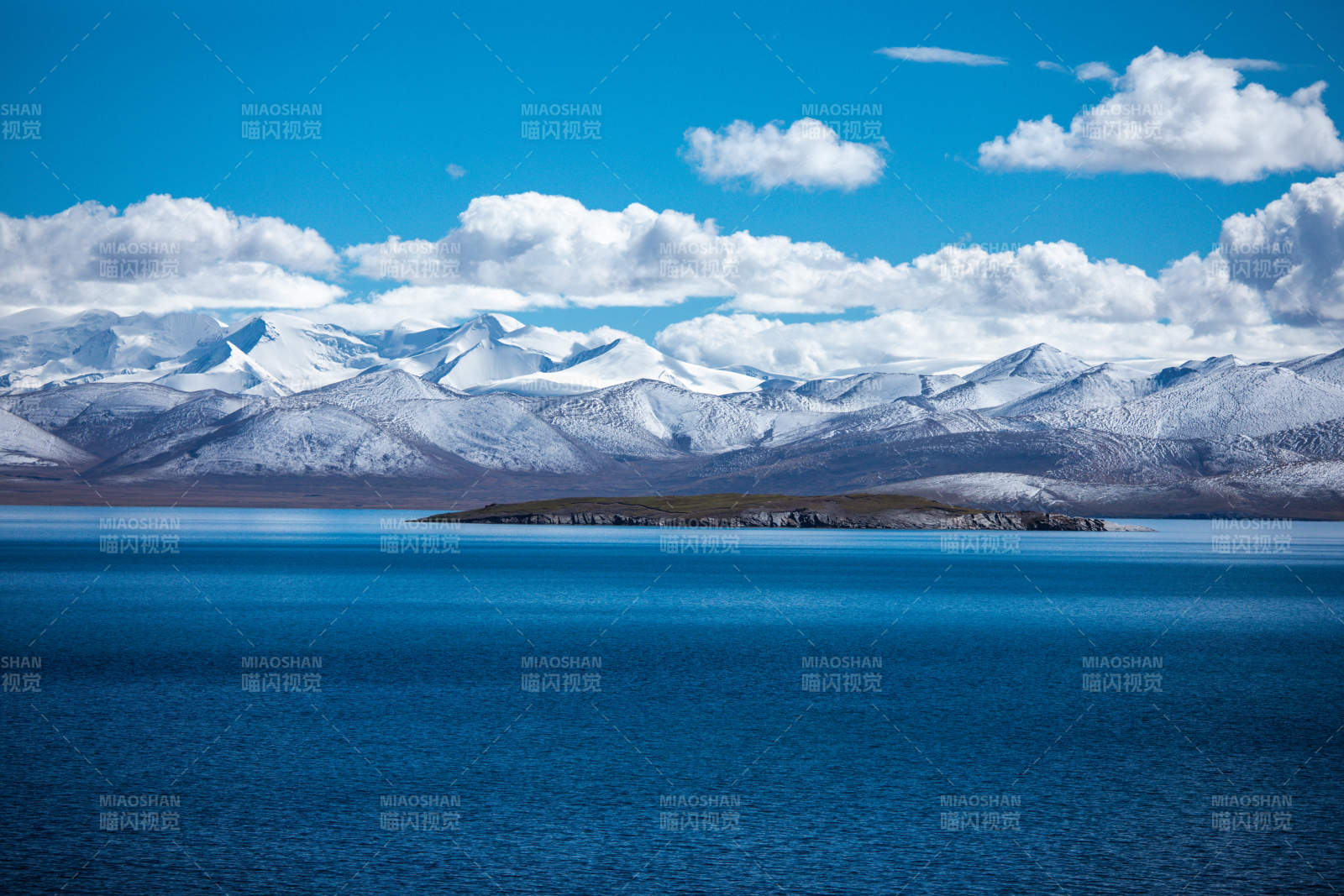 中国西藏纳木措湖图片