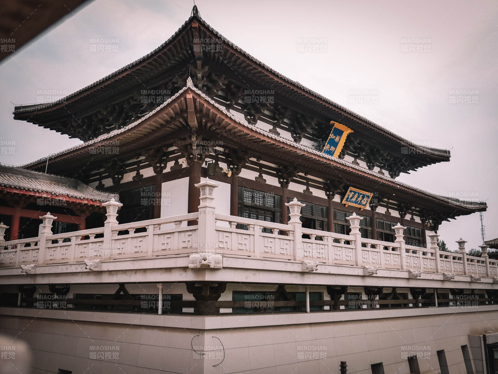 古建筑全貌图片