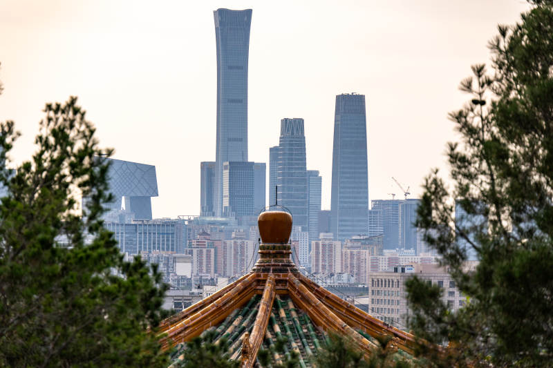 北京古塔与现代高楼对比图图片