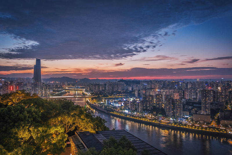 重庆鹅岭公园瞰胜楼观景台图片