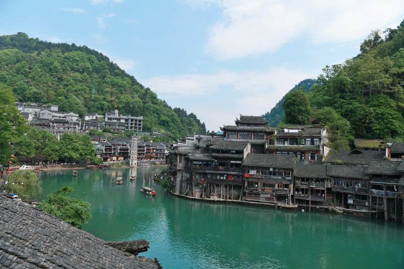 凤凰古城水边风光图片