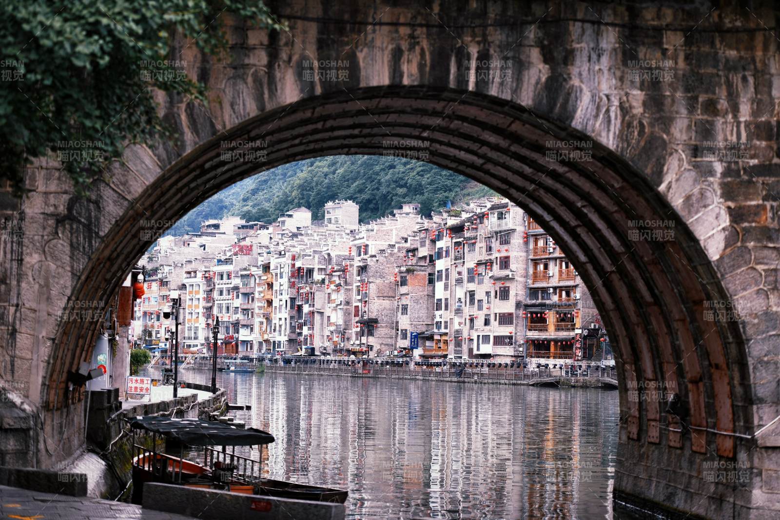 贵州省黔东南镇远古城图片