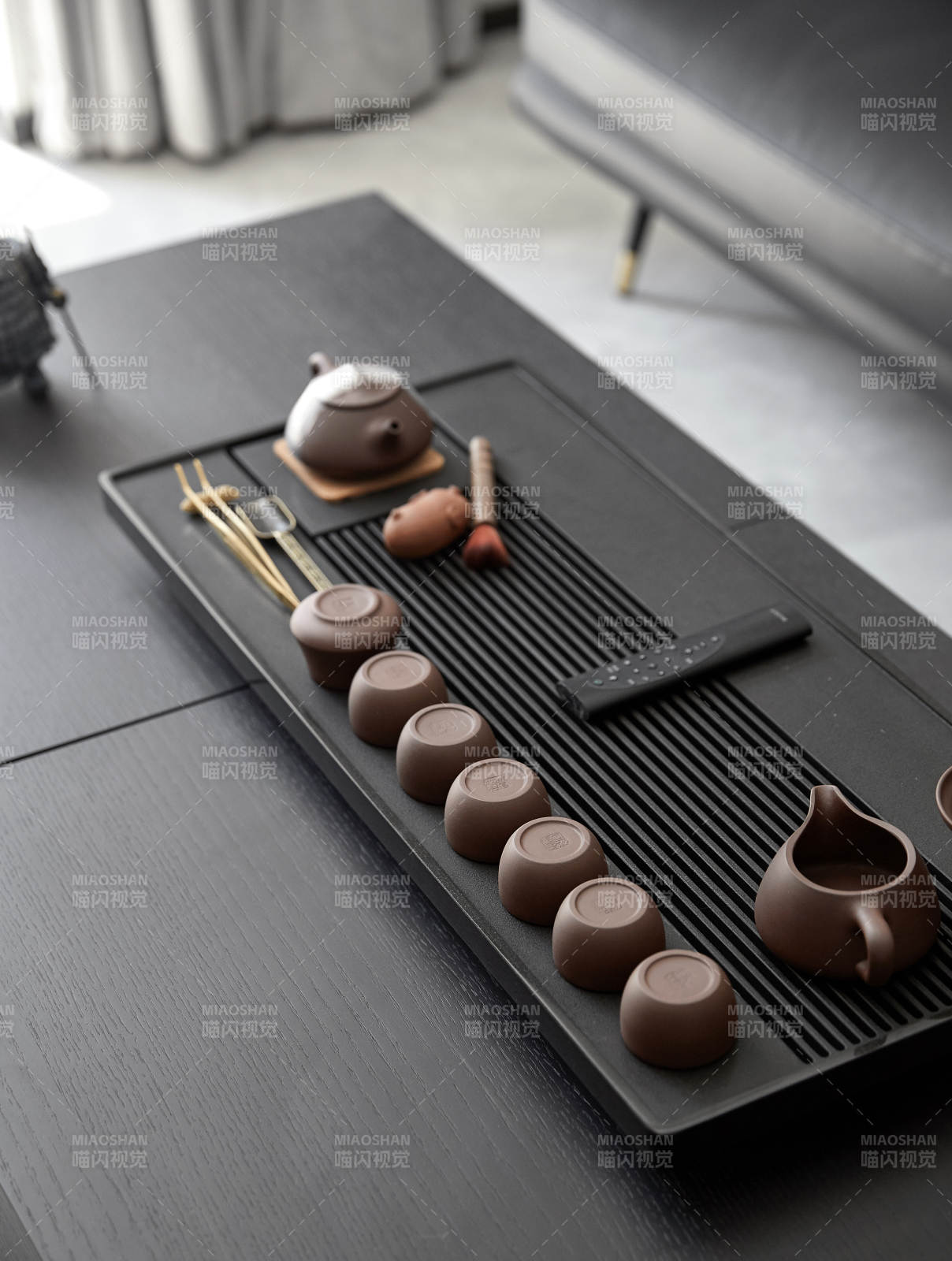 现代简约茶具摆设图片