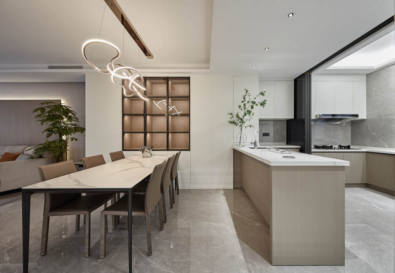 现代简约厨房与餐厅设计图片