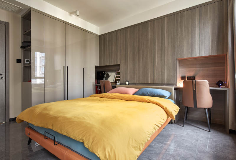 现代简约卧室设计图片