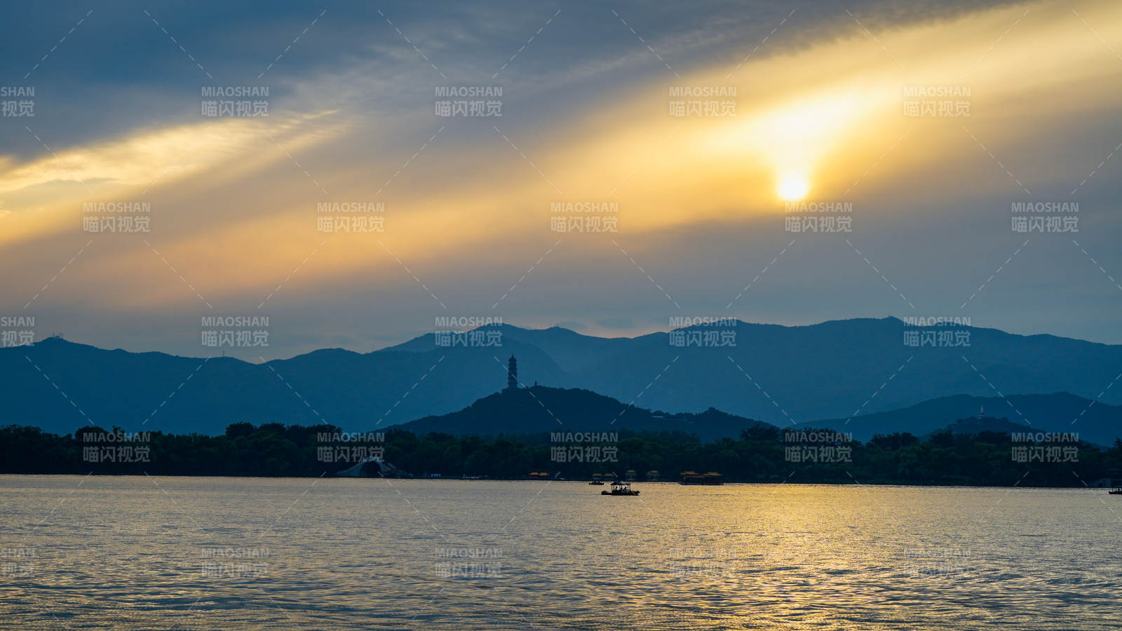 颐和园昆明湖湖光山色夕阳美图片