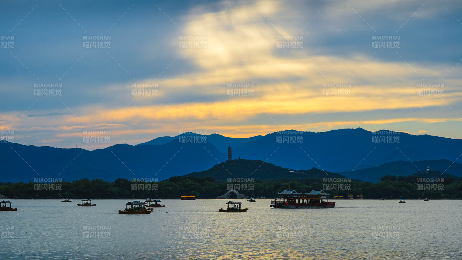 颐和园昆明湖日落 山水相映图片