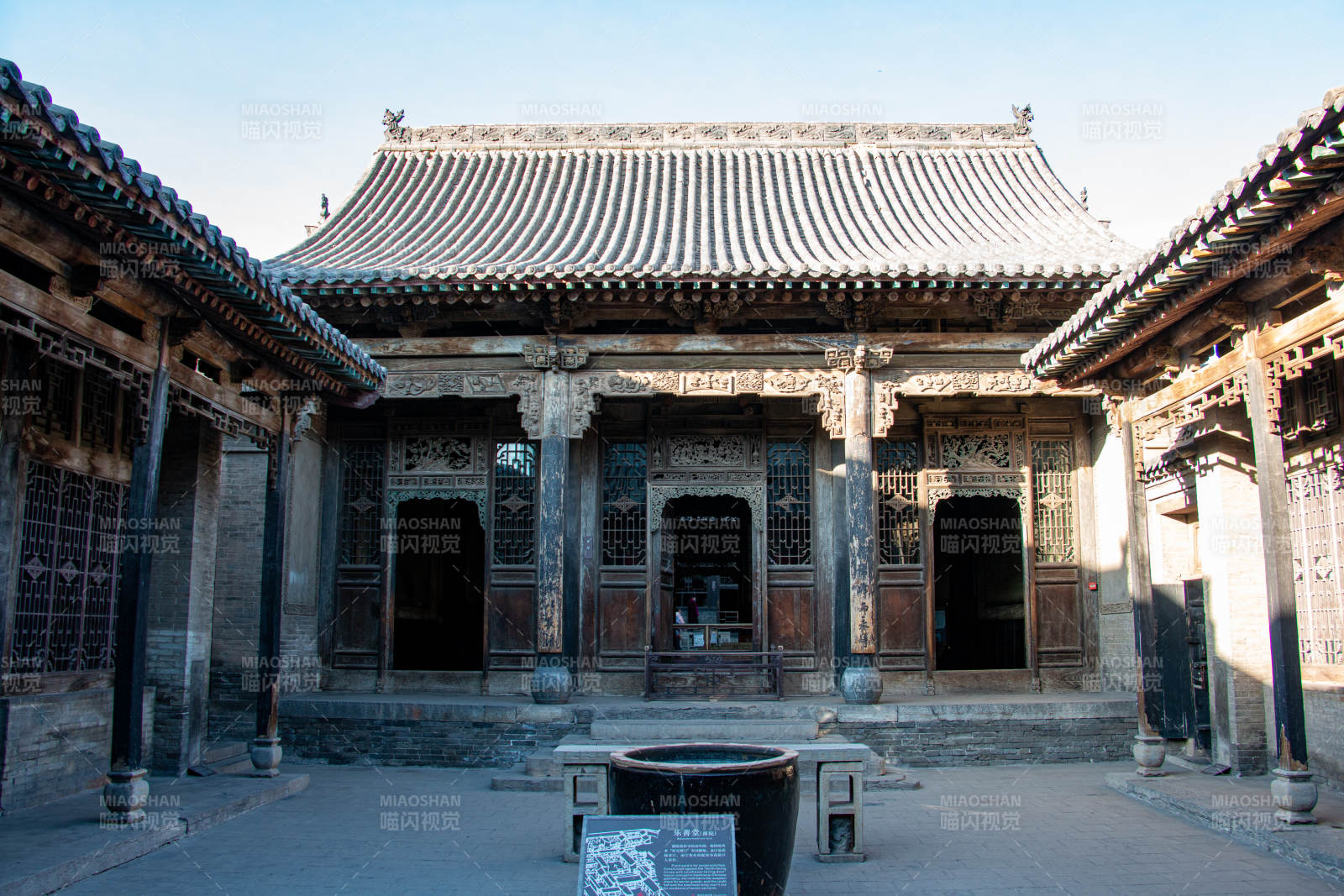 王家大院古建筑庭院风光图片