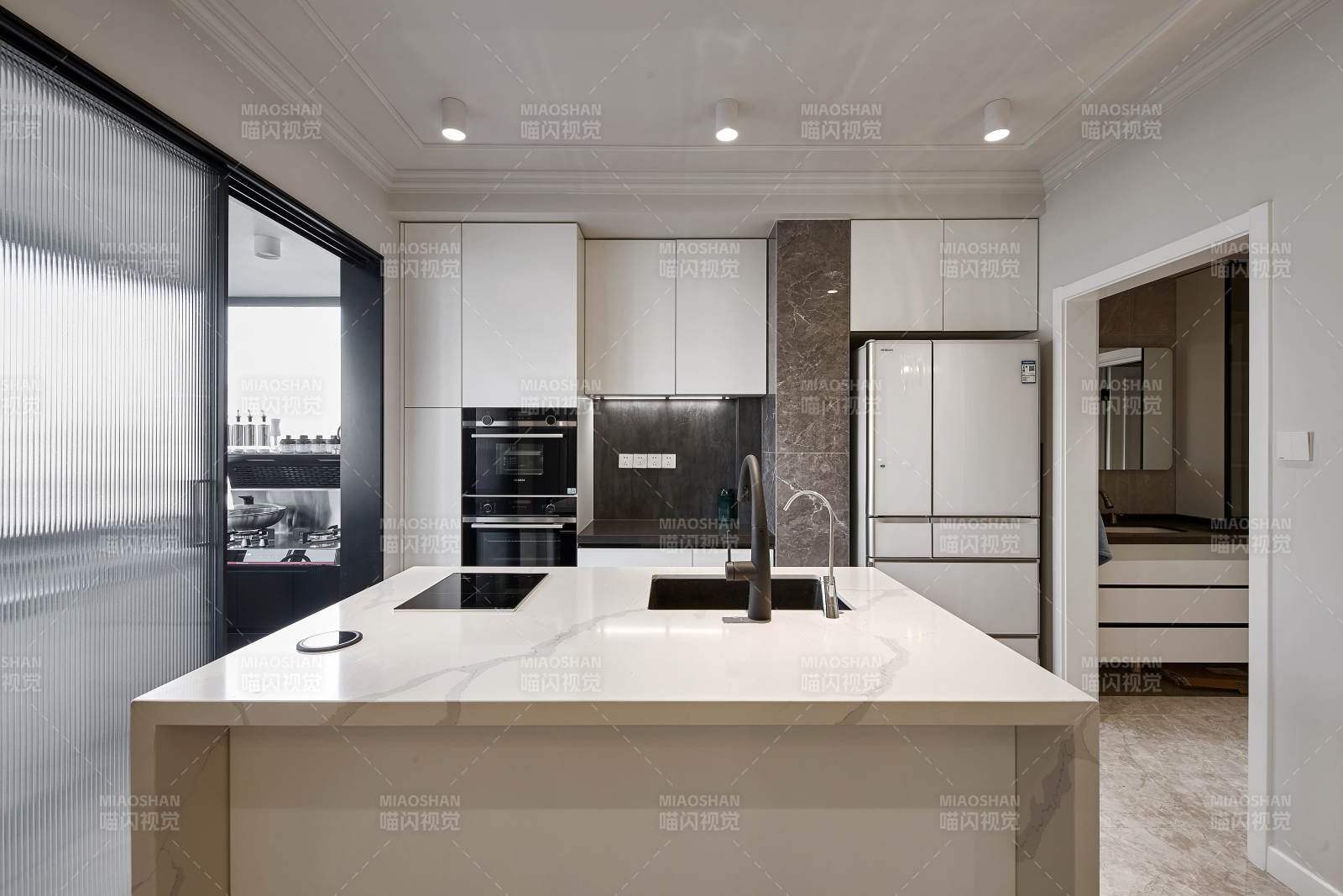 现代简约厨房设计图片