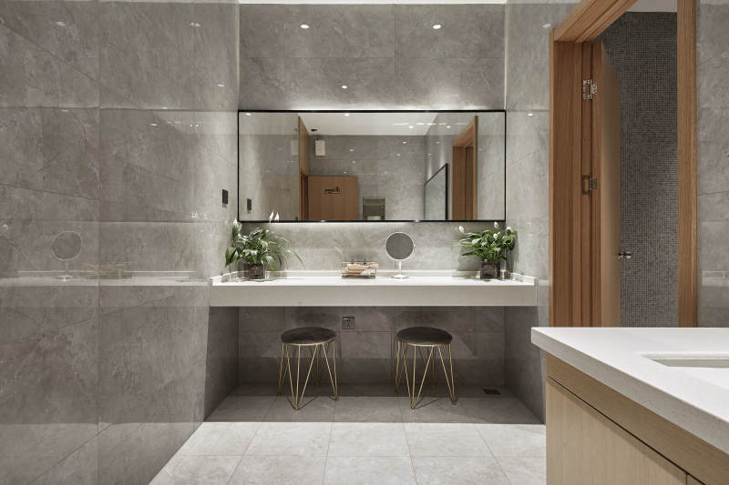 现代简约浴室设计图片